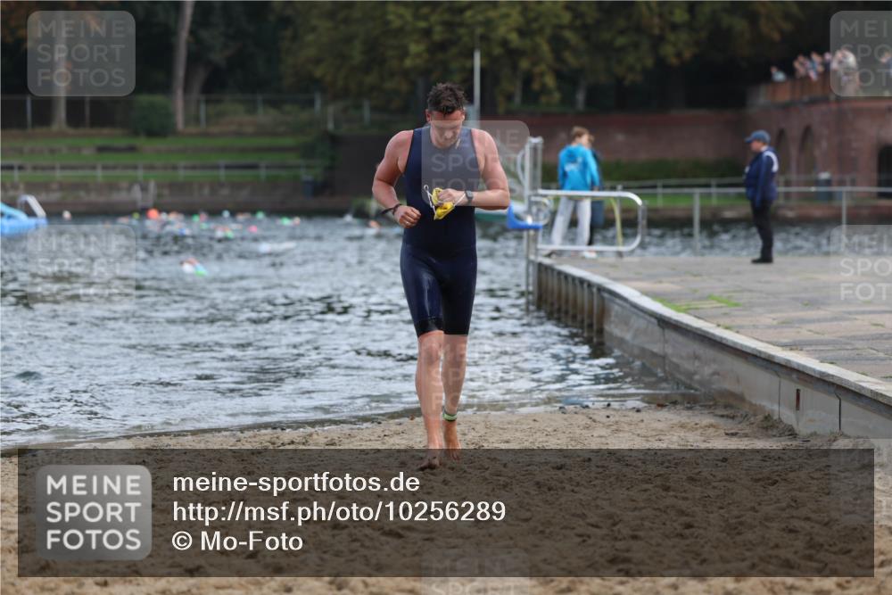 13.09.2026 - Stadtparktriathlon Mo-Foto http://msf.ph/oto/10256289 13.09.2026 10:50:02 Schwimmen 685 meine-sportfotos.de