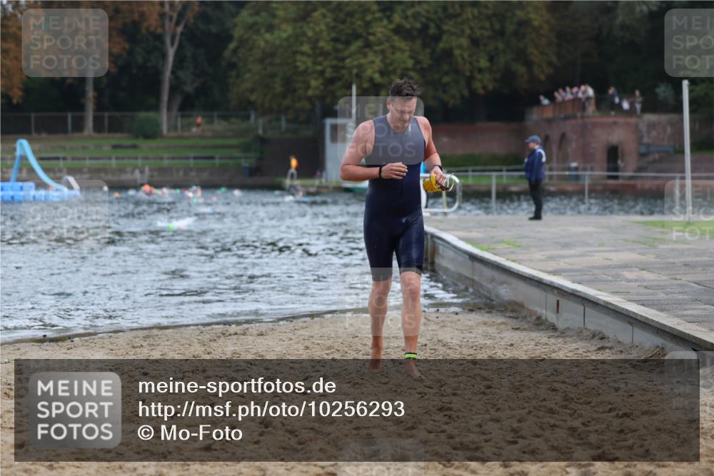 13.09.2026 - Stadtparktriathlon Mo-Foto http://msf.ph/oto/10256293 13.09.2026 10:50:03 Schwimmen 685 meine-sportfotos.de