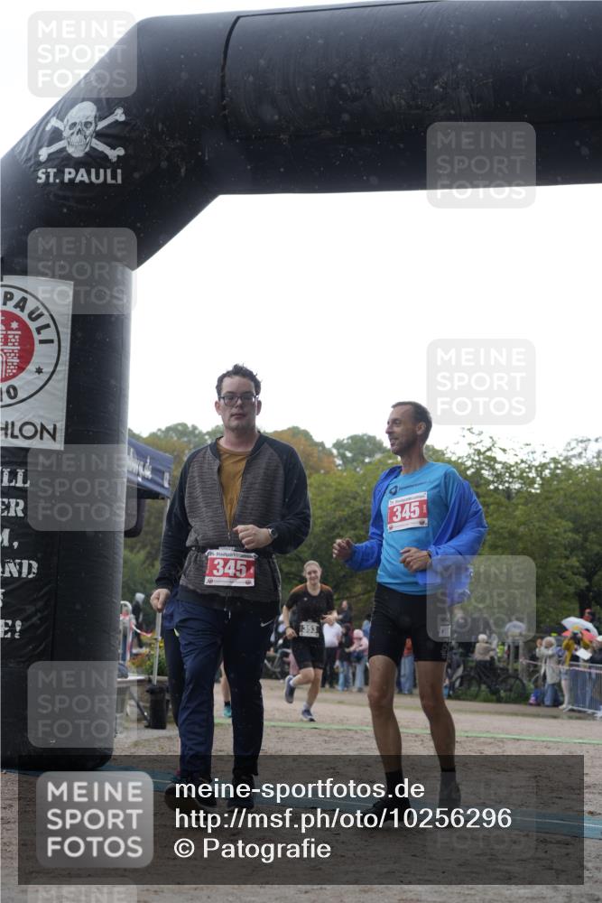 13.09.2026 - Stadtparktriathlon Patografie http://msf.ph/oto/10256296 13.09.2026 11:38:30 Ziel 345, 353, 378, 386 meine-sportfotos.de