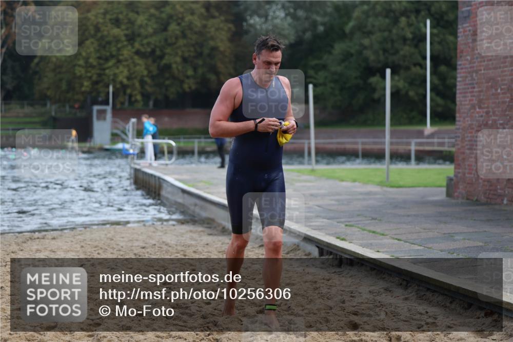 13.09.2026 - Stadtparktriathlon Mo-Foto http://msf.ph/oto/10256306 13.09.2026 10:50:06 Schwimmen 685 meine-sportfotos.de