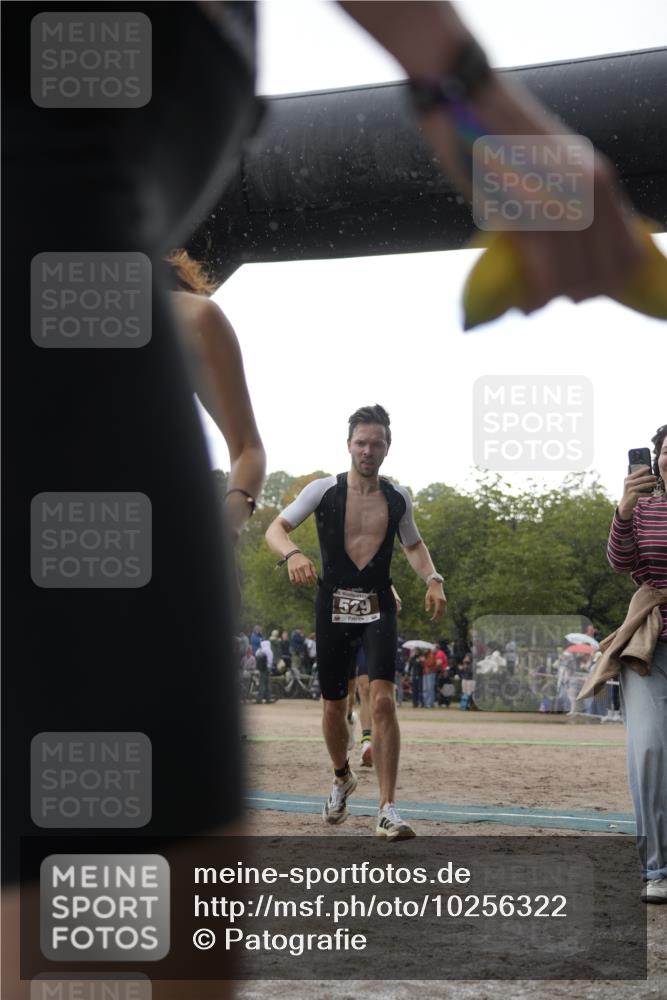 13.09.2026 - Stadtparktriathlon Patografie http://msf.ph/oto/10256322 13.09.2026 11:38:40 Ziel 386, 483, 523, 529 meine-sportfotos.de