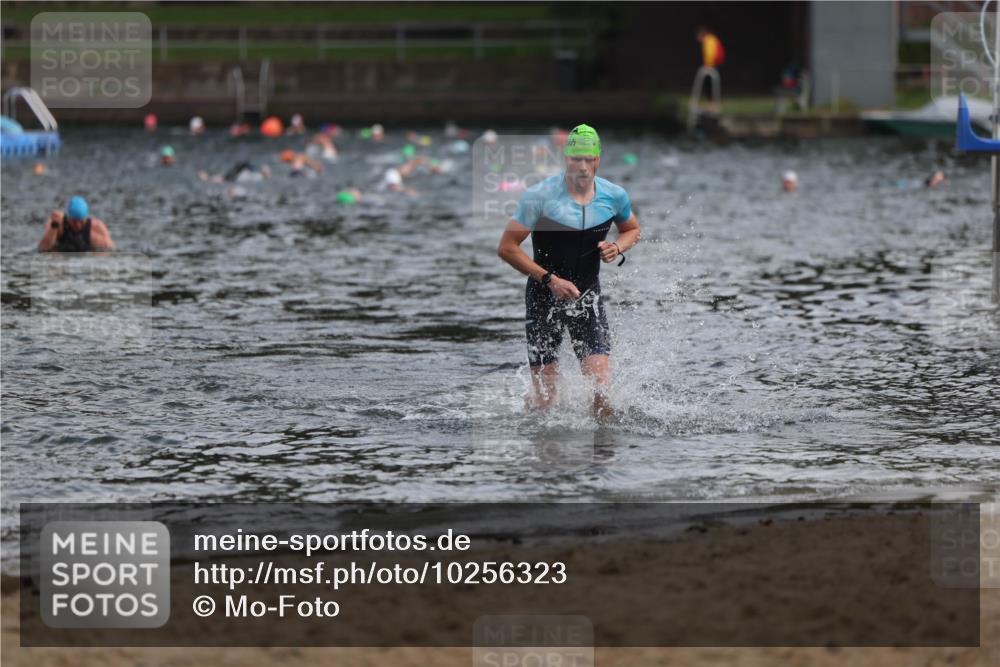 13.09.2026 - Stadtparktriathlon Mo-Foto http://msf.ph/oto/10256323 13.09.2026 10:50:25 Schwimmen 672 meine-sportfotos.de