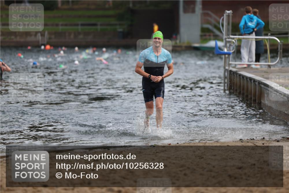 13.09.2026 - Stadtparktriathlon Mo-Foto http://msf.ph/oto/10256328 13.09.2026 10:50:26 Schwimmen 672 meine-sportfotos.de