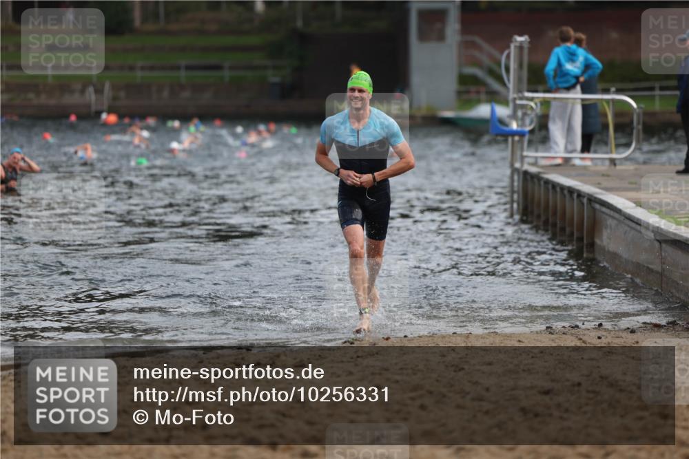 13.09.2026 - Stadtparktriathlon Mo-Foto http://msf.ph/oto/10256331 13.09.2026 10:50:26 Schwimmen 672 meine-sportfotos.de
