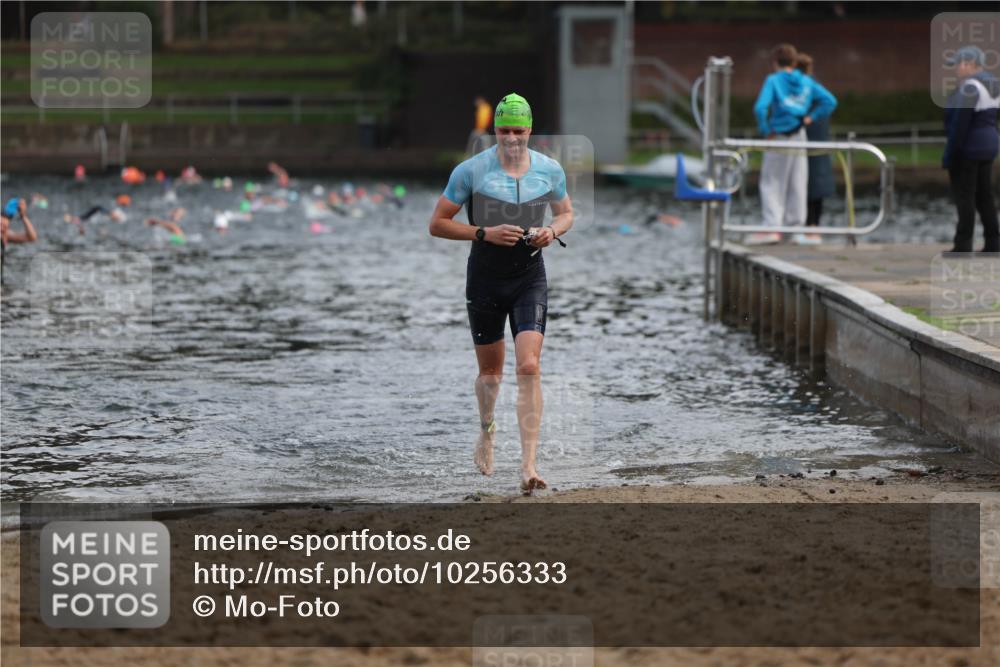 13.09.2026 - Stadtparktriathlon Mo-Foto http://msf.ph/oto/10256333 13.09.2026 10:50:27 Schwimmen 672 meine-sportfotos.de