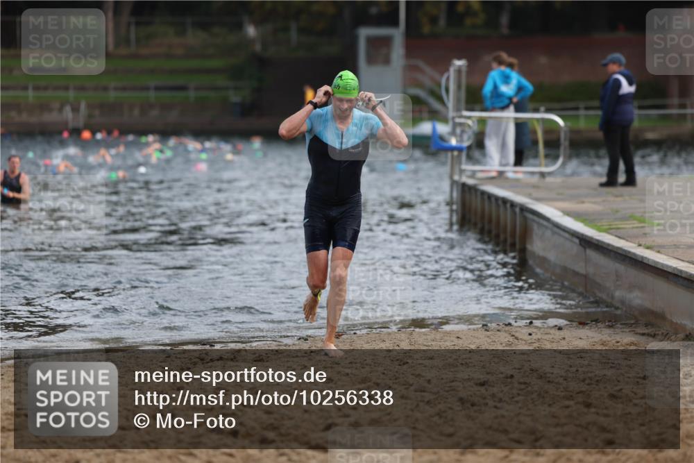 13.09.2026 - Stadtparktriathlon Mo-Foto http://msf.ph/oto/10256338 13.09.2026 10:50:28 Schwimmen 672 meine-sportfotos.de