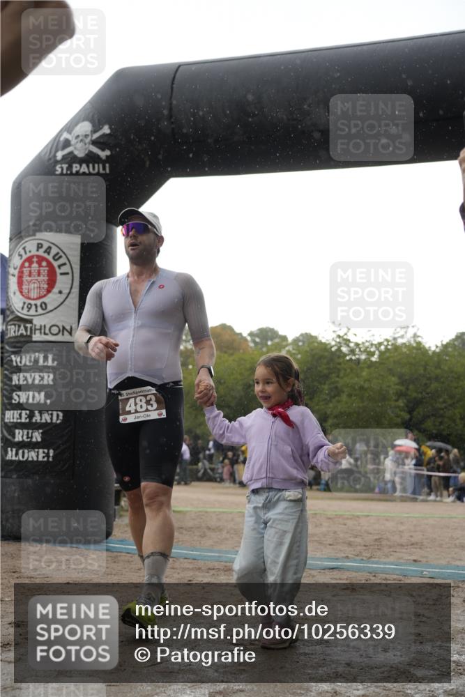 13.09.2026 - Stadtparktriathlon Patografie http://msf.ph/oto/10256339 13.09.2026 11:38:47 Ziel 413, 483, 523, 529, 539 meine-sportfotos.de