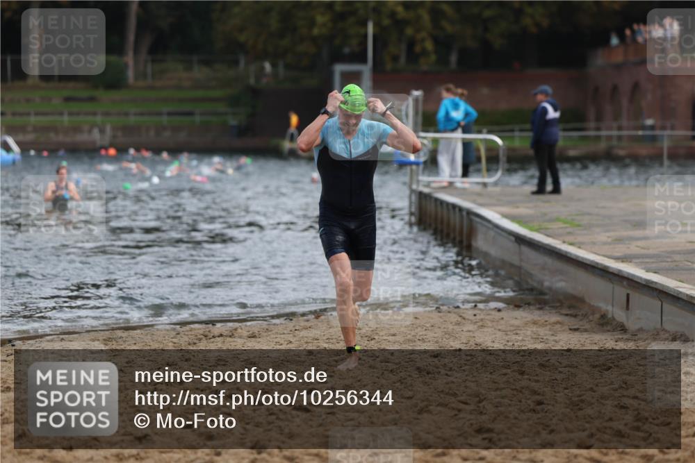 13.09.2026 - Stadtparktriathlon Mo-Foto http://msf.ph/oto/10256344 13.09.2026 10:50:29 Schwimmen 672 meine-sportfotos.de