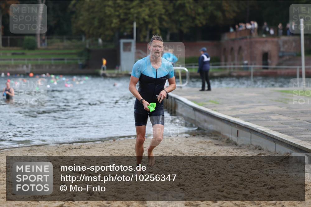 13.09.2026 - Stadtparktriathlon Mo-Foto http://msf.ph/oto/10256347 13.09.2026 10:50:30 Schwimmen 672 meine-sportfotos.de