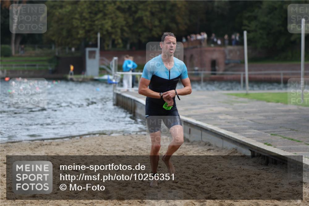 13.09.2026 - Stadtparktriathlon Mo-Foto http://msf.ph/oto/10256351 13.09.2026 10:50:30 Schwimmen 672 meine-sportfotos.de