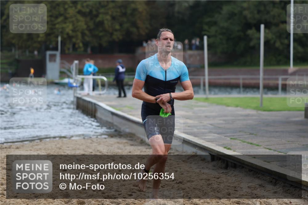 13.09.2026 - Stadtparktriathlon Mo-Foto http://msf.ph/oto/10256354 13.09.2026 10:50:30 Schwimmen 672 meine-sportfotos.de