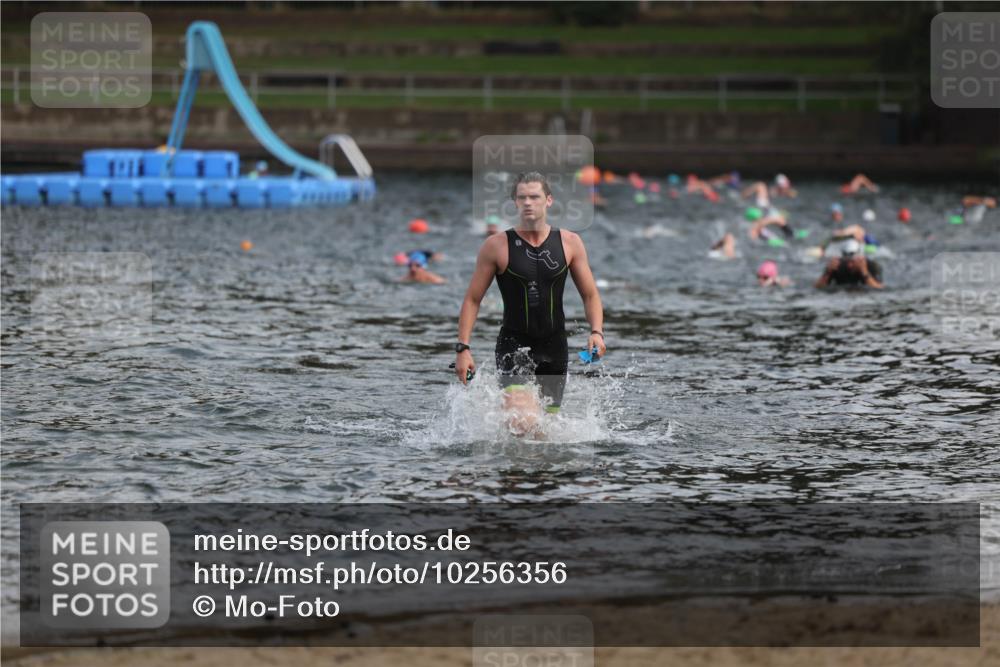 13.09.2026 - Stadtparktriathlon Mo-Foto http://msf.ph/oto/10256356 13.09.2026 10:50:44 Schwimmen 688 meine-sportfotos.de