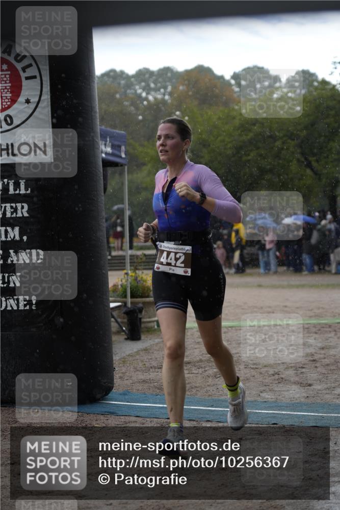 13.09.2026 - Stadtparktriathlon Patografie http://msf.ph/oto/10256367 13.09.2026 11:39:41 Ziel 431, 442, 547 meine-sportfotos.de