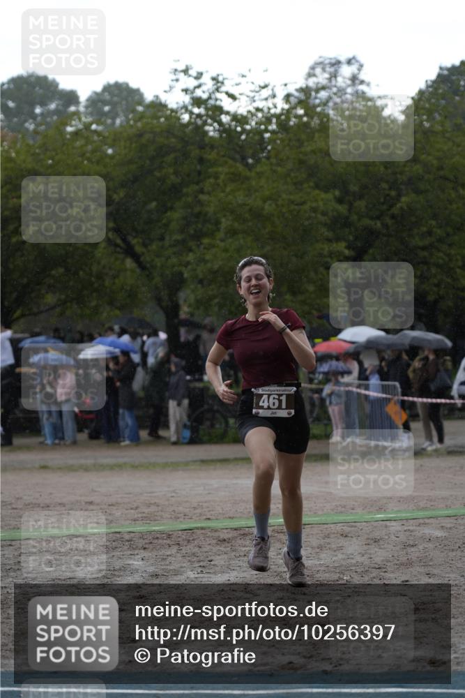 13.09.2026 - Stadtparktriathlon Patografie http://msf.ph/oto/10256397 13.09.2026 11:40:15 Ziel 461 meine-sportfotos.de