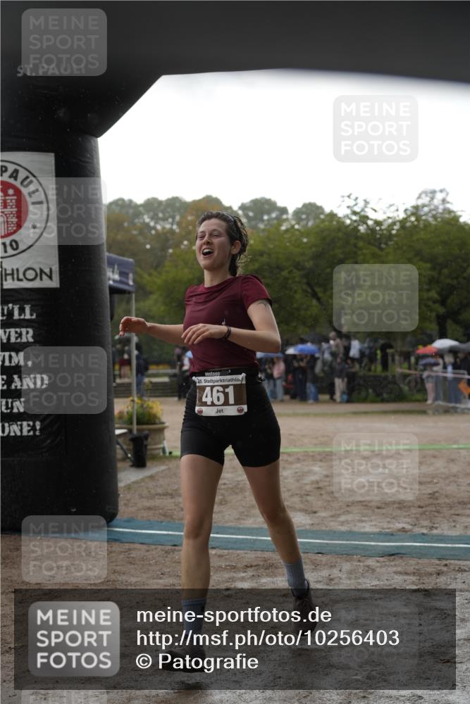 13.09.2026 - Stadtparktriathlon Patografie http://msf.ph/oto/10256403 13.09.2026 11:40:17 Ziel 461, 518 meine-sportfotos.de