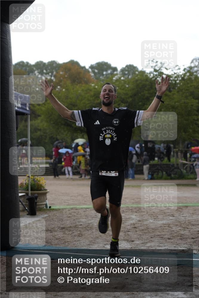 13.09.2026 - Stadtparktriathlon Patografie http://msf.ph/oto/10256409 13.09.2026 11:40:24 Ziel 518 meine-sportfotos.de