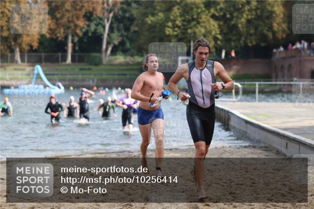 13.09.2026 - Stadtparktriathlon Mo-Foto http://msf.ph/oto/10256414 13.09.2026 10:51:12 Schwimmen 611, 621, 635, 670, 683, 708, 1799 meine-sportfotos.de