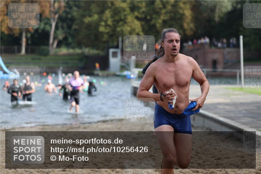 13.09.2026 - Stadtparktriathlon Mo-Foto http://msf.ph/oto/10256426 13.09.2026 10:51:14 Schwimmen 611, 621, 634, 635, 670, 683, 708, 1799 meine-sportfotos.de