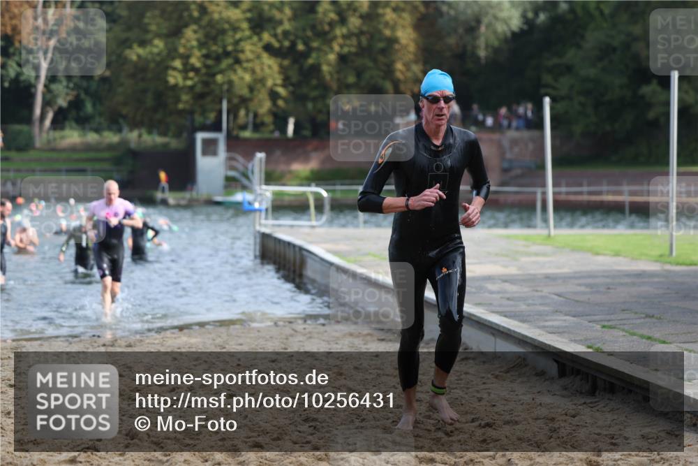 13.09.2026 - Stadtparktriathlon Mo-Foto http://msf.ph/oto/10256431 13.09.2026 10:51:15 Schwimmen 611, 621, 634, 635, 670, 683, 708, 1799 meine-sportfotos.de