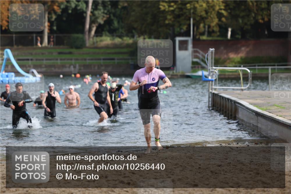 13.09.2026 - Stadtparktriathlon Mo-Foto http://msf.ph/oto/10256440 13.09.2026 10:51:17 Schwimmen 611, 621, 634, 635, 670, 679, 683 meine-sportfotos.de