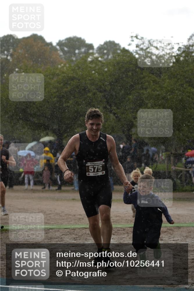 13.09.2026 - Stadtparktriathlon Patografie http://msf.ph/oto/10256441 13.09.2026 11:40:46 Ziel 404, 452, 464, 472, 575 meine-sportfotos.de