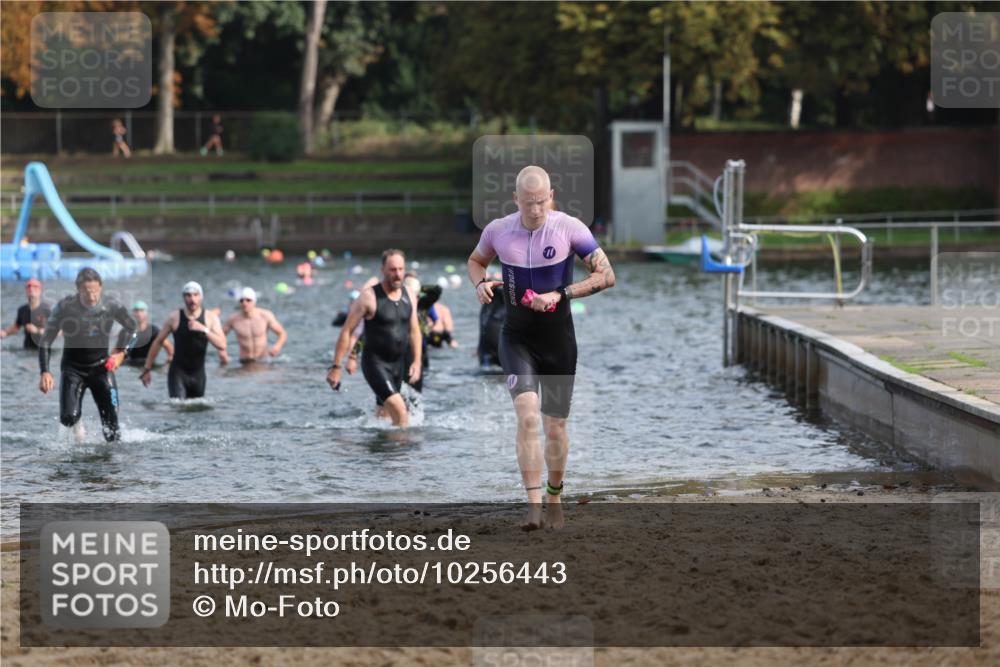 13.09.2026 - Stadtparktriathlon Mo-Foto http://msf.ph/oto/10256443 13.09.2026 10:51:18 Schwimmen 598, 611, 621, 634, 635, 639, 640, 679, 683 meine-sportfotos.de