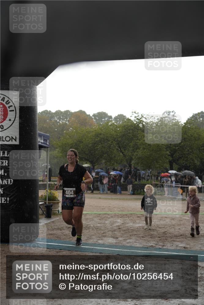 13.09.2026 - Stadtparktriathlon Patografie http://msf.ph/oto/10256454 13.09.2026 11:40:51 Ziel 404, 452, 464, 575, 691 meine-sportfotos.de