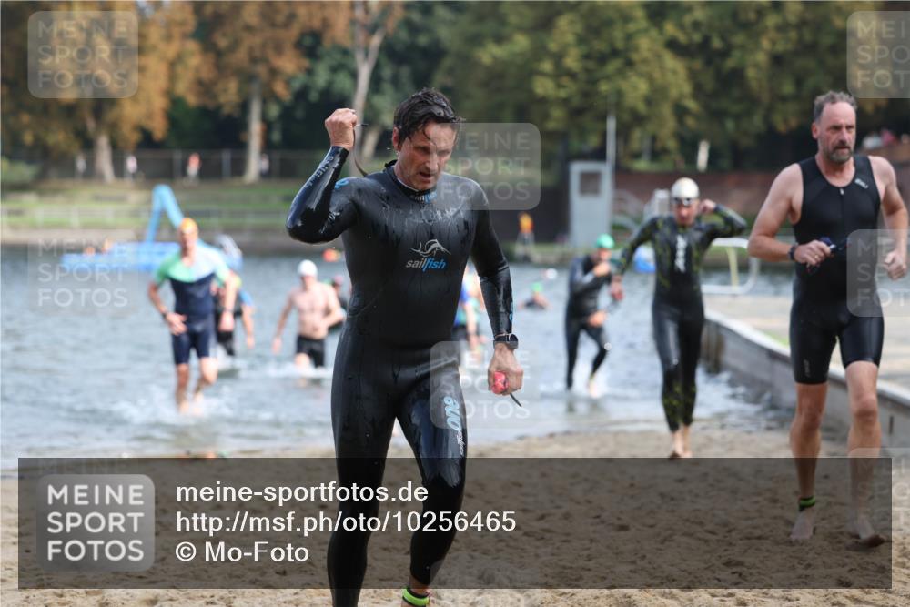 13.09.2026 - Stadtparktriathlon Mo-Foto http://msf.ph/oto/10256465 13.09.2026 10:51:26 Schwimmen 595, 598, 600, 619, 632, 633, 634, 635, 639, 640, 679, 696, 702 meine-sportfotos.de