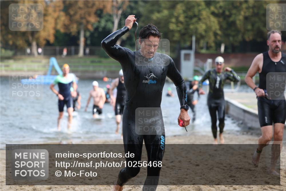 13.09.2026 - Stadtparktriathlon Mo-Foto http://msf.ph/oto/10256468 13.09.2026 10:51:27 Schwimmen 595, 598, 600, 619, 632, 633, 634, 635, 639, 640, 671, 679, 696, 702 meine-sportfotos.de