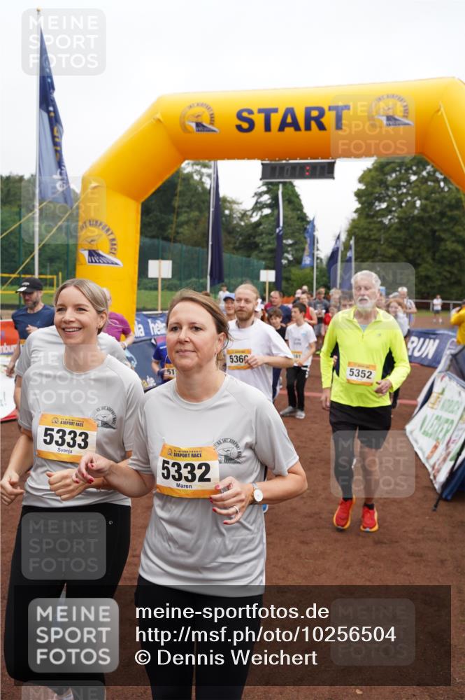 13.09.2026 - Airport Race Dennis Weichert http://msf.ph/oto/10256504 13.09.2026 10:01:29 Laufen  meine-sportfotos.de