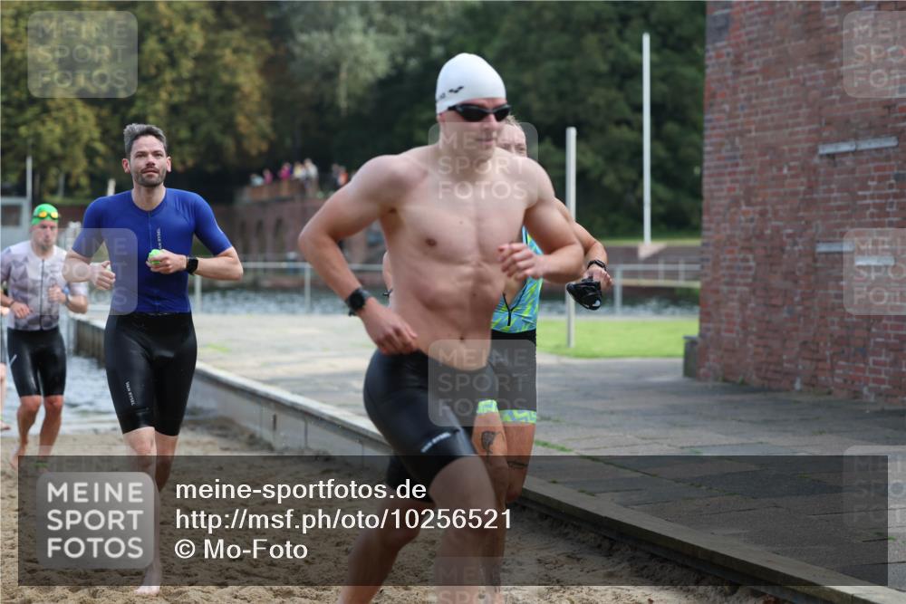13.09.2026 - Stadtparktriathlon Mo-Foto http://msf.ph/oto/10256521 13.09.2026 10:51:35 Schwimmen 595, 598, 600, 603, 619, 632, 633, 639, 640, 656, 660, 671, 696, 702 meine-sportfotos.de