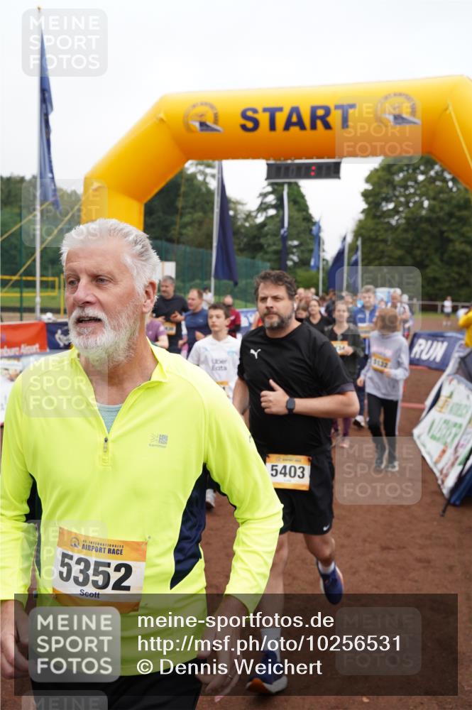 13.09.2026 - Airport Race Dennis Weichert http://msf.ph/oto/10256531 13.09.2026 10:01:30 Laufen  meine-sportfotos.de