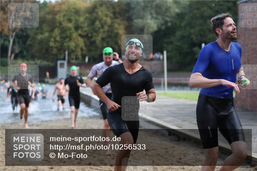 13.09.2026 - Stadtparktriathlon Mo-Foto http://msf.ph/oto/10256533 13.09.2026 10:51:37 Schwimmen 595, 600, 603, 619, 632, 633, 644, 656, 660, 671, 696, 702 meine-sportfotos.de