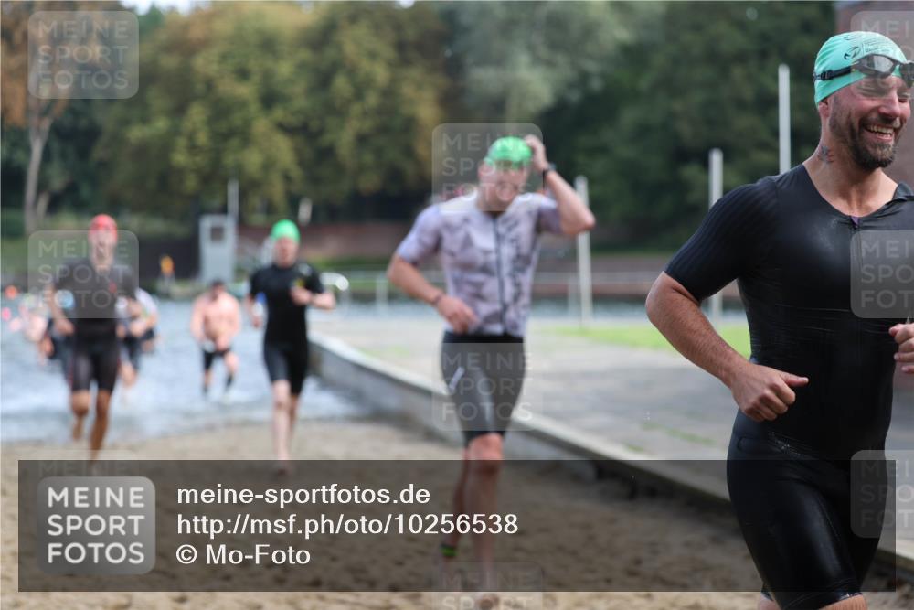 13.09.2026 - Stadtparktriathlon Mo-Foto http://msf.ph/oto/10256538 13.09.2026 10:51:37 Schwimmen 595, 600, 603, 619, 632, 633, 644, 656, 660, 671, 696, 702 meine-sportfotos.de