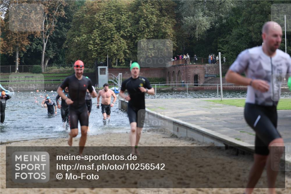 13.09.2026 - Stadtparktriathlon Mo-Foto http://msf.ph/oto/10256542 13.09.2026 10:51:38 Schwimmen 595, 600, 603, 619, 632, 633, 644, 656, 660, 671, 696, 697, 702 meine-sportfotos.de