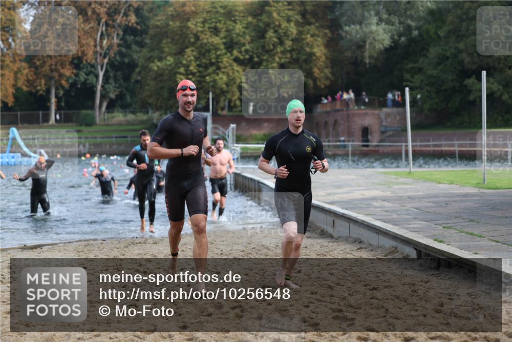 13.09.2026 - Stadtparktriathlon Mo-Foto http://msf.ph/oto/10256548 13.09.2026 10:51:39 Schwimmen 595, 603, 619, 633, 644, 656, 660, 671, 696, 697, 702 meine-sportfotos.de