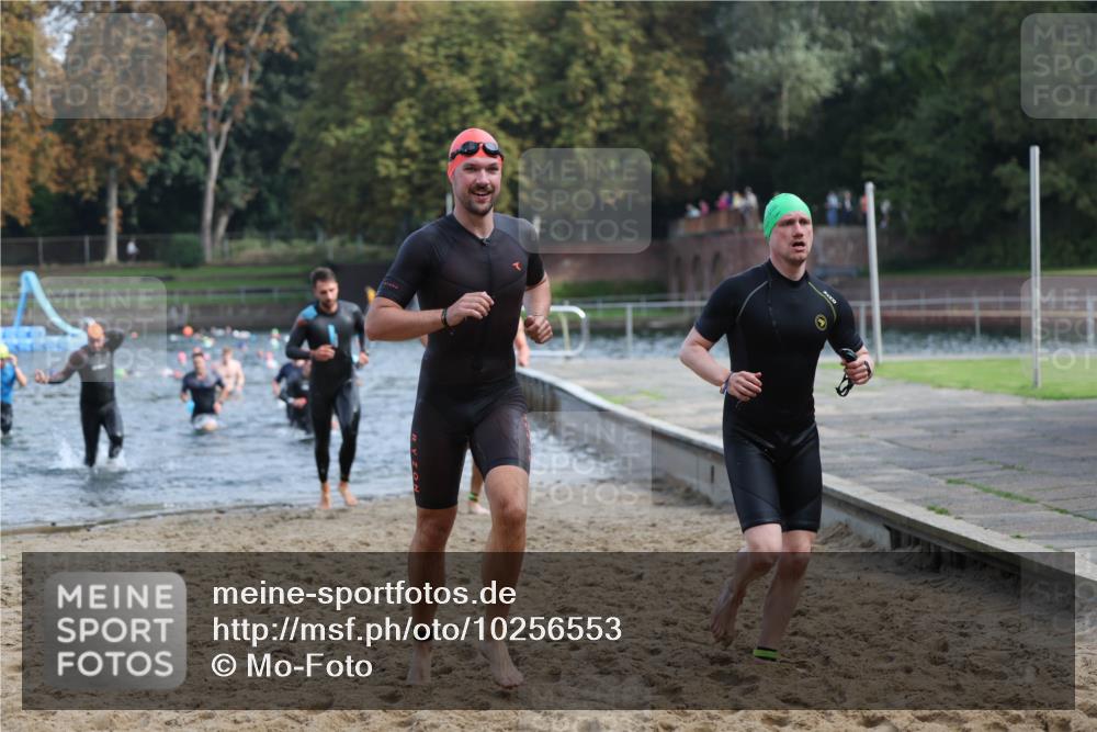 13.09.2026 - Stadtparktriathlon Mo-Foto http://msf.ph/oto/10256553 13.09.2026 10:51:39 Schwimmen 595, 603, 619, 633, 644, 656, 660, 671, 696, 697, 702 meine-sportfotos.de