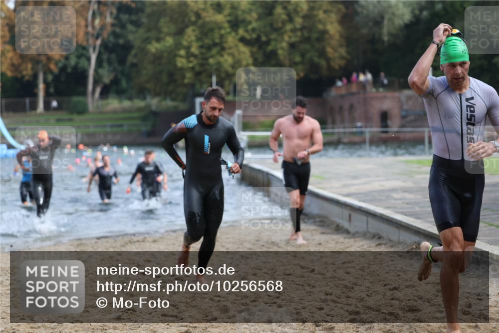 13.09.2026 - Stadtparktriathlon Mo-Foto http://msf.ph/oto/10256568 13.09.2026 10:51:42 Schwimmen 595, 603, 633, 644, 646, 656, 660, 664, 671, 686, 697, 702 meine-sportfotos.de