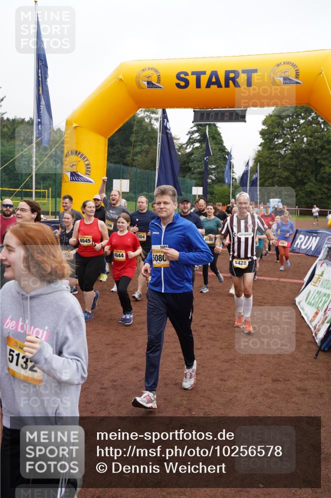 13.09.2026 - Airport Race Dennis Weichert http://msf.ph/oto/10256578 13.09.2026 10:01:33 Laufen  meine-sportfotos.de