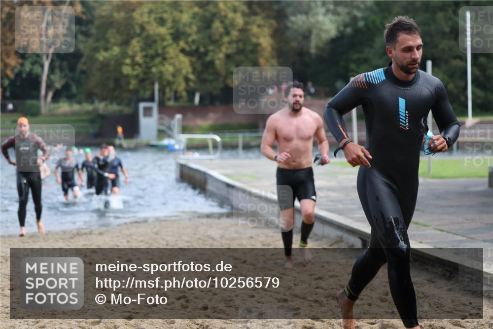 13.09.2026 - Stadtparktriathlon Mo-Foto http://msf.ph/oto/10256579 13.09.2026 10:51:43 Schwimmen 595, 603, 644, 646, 656, 660, 664, 671, 686, 697, 702 meine-sportfotos.de