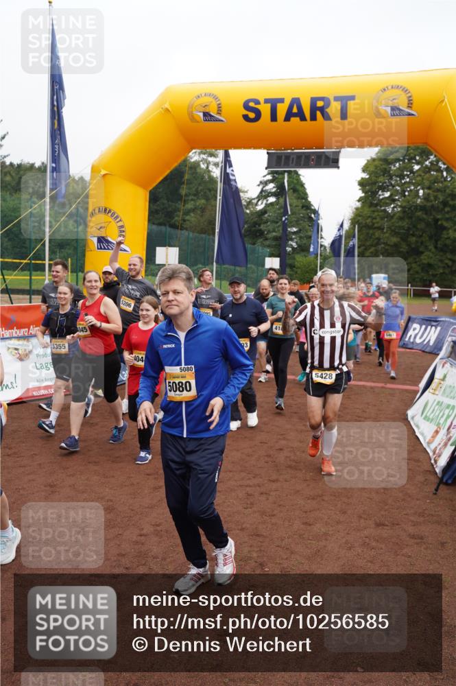 13.09.2026 - Airport Race Dennis Weichert http://msf.ph/oto/10256585 13.09.2026 10:01:33 Laufen  meine-sportfotos.de