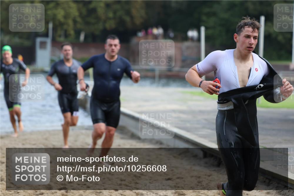 13.09.2026 - Stadtparktriathlon Mo-Foto http://msf.ph/oto/10256608 13.09.2026 10:51:51 Schwimmen 629, 644, 646, 660, 664, 686, 697 meine-sportfotos.de