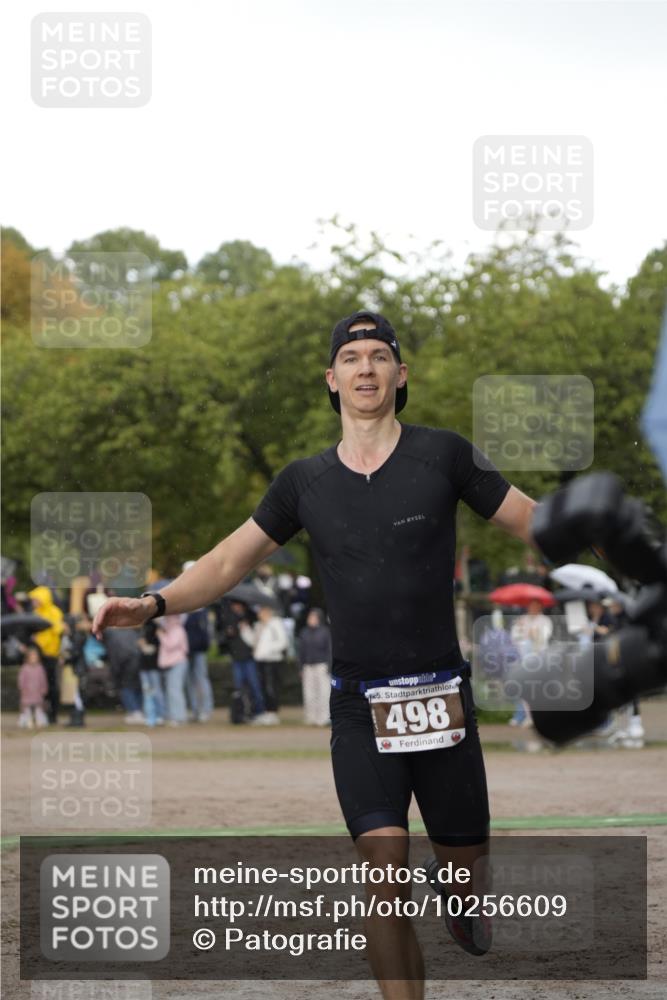 13.09.2026 - Stadtparktriathlon Patografie http://msf.ph/oto/10256609 13.09.2026 11:44:47 Ziel 498 meine-sportfotos.de
