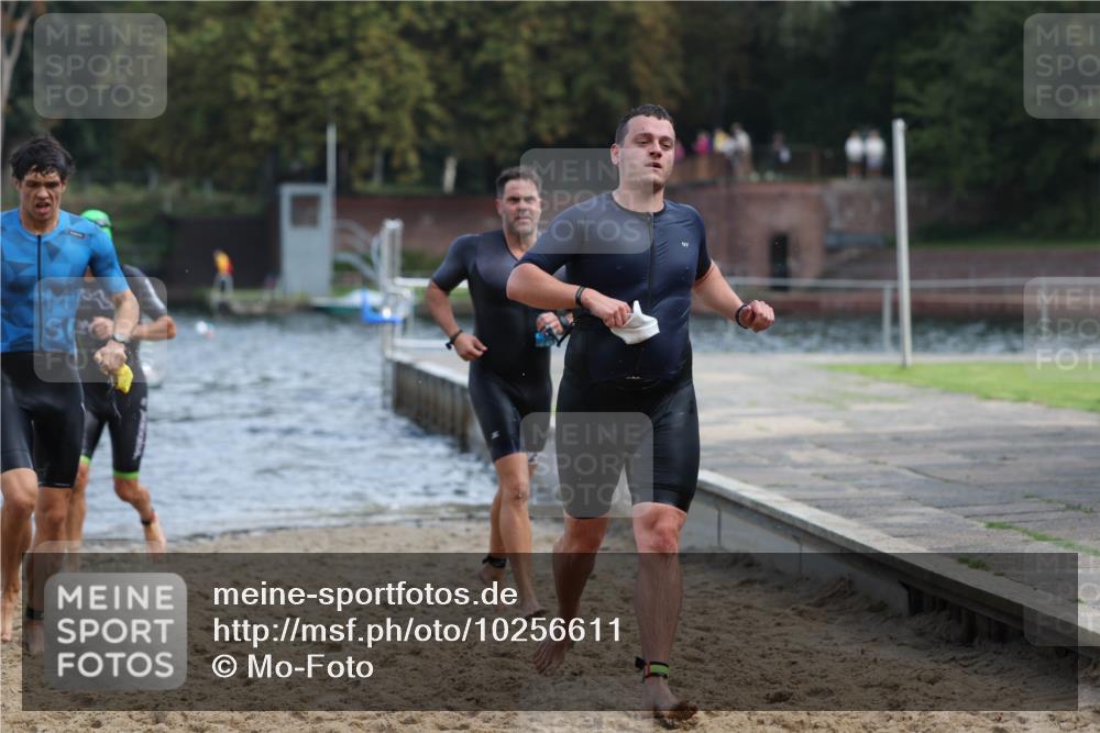 13.09.2026 - Stadtparktriathlon Mo-Foto http://msf.ph/oto/10256611 13.09.2026 10:51:52 Schwimmen 629, 644, 646, 664, 686, 697 meine-sportfotos.de