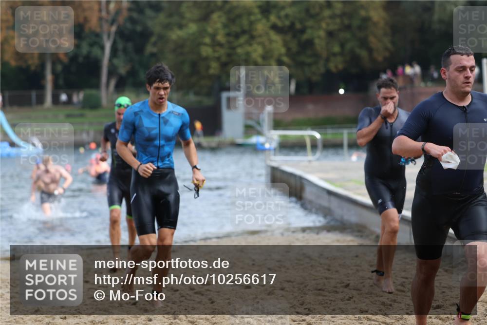 13.09.2026 - Stadtparktriathlon Mo-Foto http://msf.ph/oto/10256617 13.09.2026 10:51:52 Schwimmen 629, 644, 646, 664, 686, 697 meine-sportfotos.de