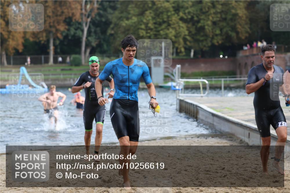 13.09.2026 - Stadtparktriathlon Mo-Foto http://msf.ph/oto/10256619 13.09.2026 10:51:53 Schwimmen 629, 644, 646, 664, 686, 697 meine-sportfotos.de