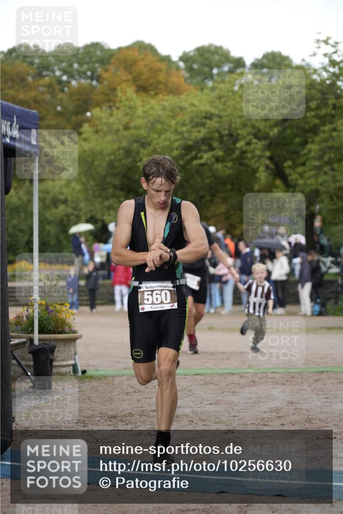 13.09.2026 - Stadtparktriathlon Patografie http://msf.ph/oto/10256630 13.09.2026 11:45:46 Ziel 468, 560 meine-sportfotos.de