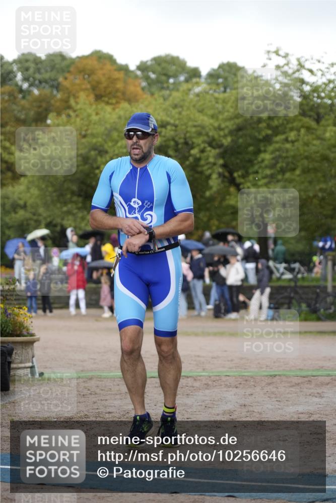 13.09.2026 - Stadtparktriathlon Patografie http://msf.ph/oto/10256646 13.09.2026 11:46:04 Ziel 416, 569 meine-sportfotos.de