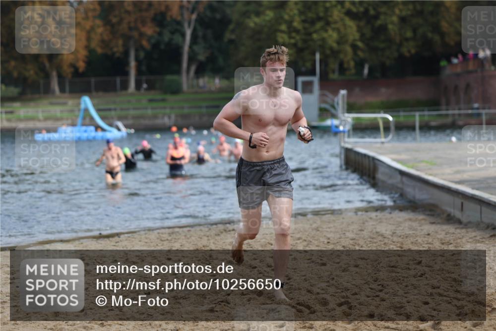 13.09.2026 - Stadtparktriathlon Mo-Foto http://msf.ph/oto/10256650 13.09.2026 10:51:57 Schwimmen 629, 646, 664, 686, 1797 meine-sportfotos.de