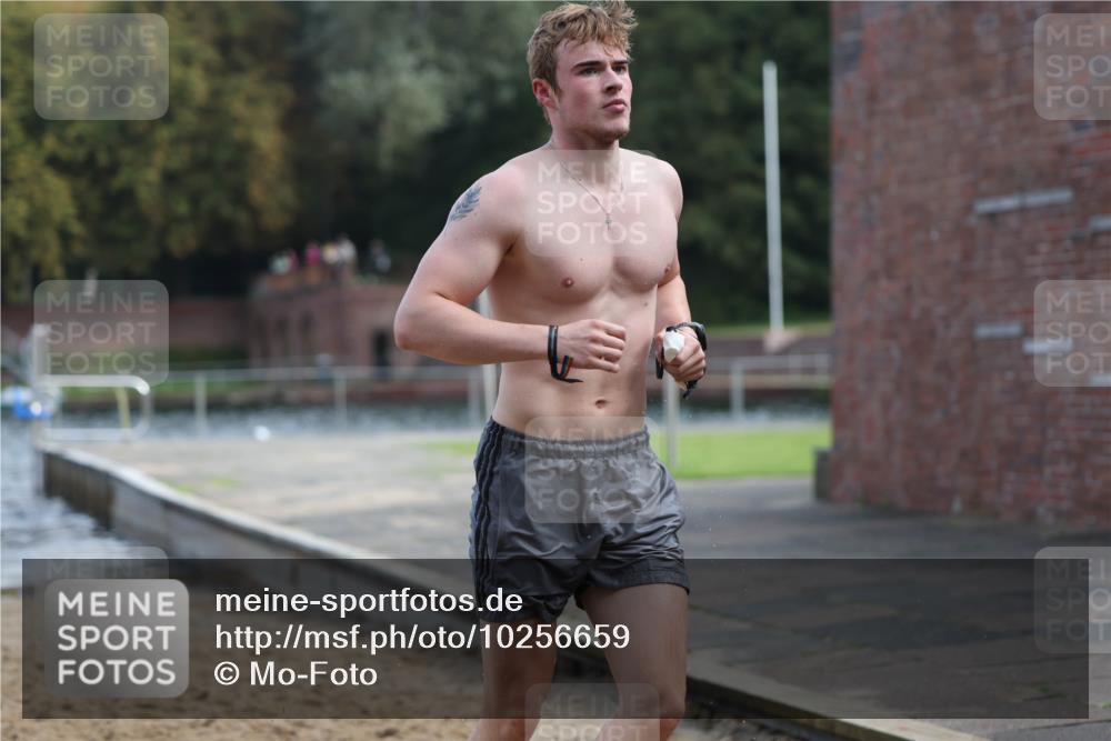 13.09.2026 - Stadtparktriathlon Mo-Foto http://msf.ph/oto/10256659 13.09.2026 10:51:59 Schwimmen 605, 629, 1797 meine-sportfotos.de